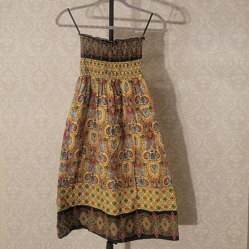 W's strapless dress